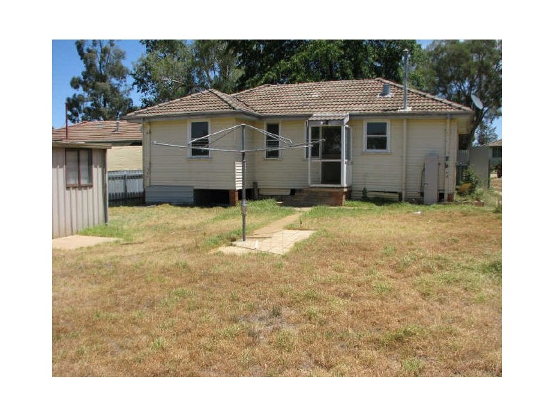 3 Timor Place, Ashmont NSW 2650