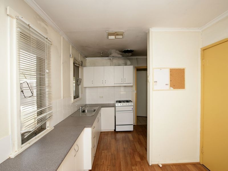 4 Buna Street, Ashmont NSW 2650