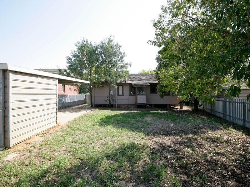 4 Buna Street, Ashmont NSW 2650