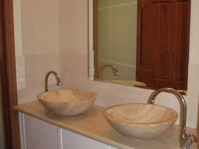 2/17 Craft Street, Lake Albert NSW 2650