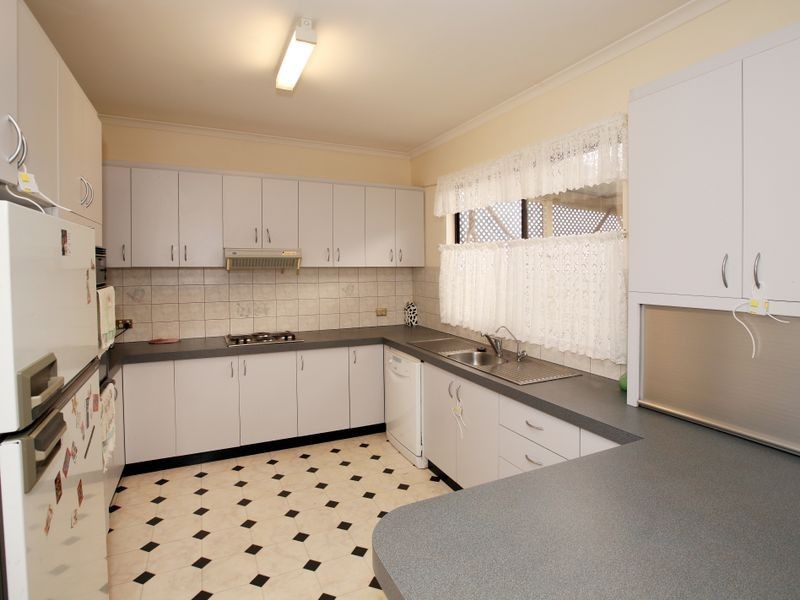416 Lake Albert Road, Kooringal NSW 2650
