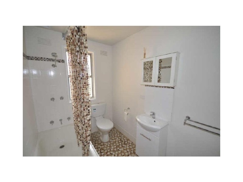 42 Adams Street, Ashmont NSW 2650