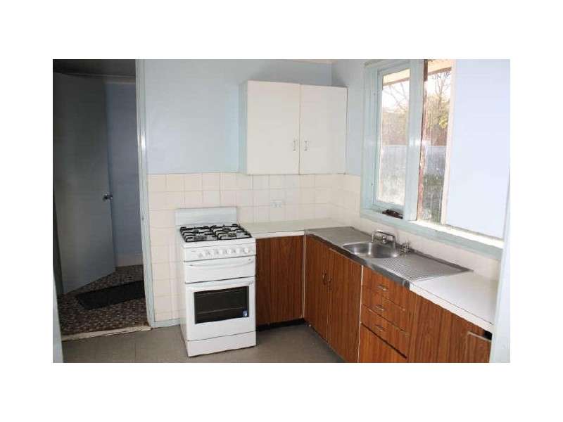 163 Raye Street, Tolland NSW 2650