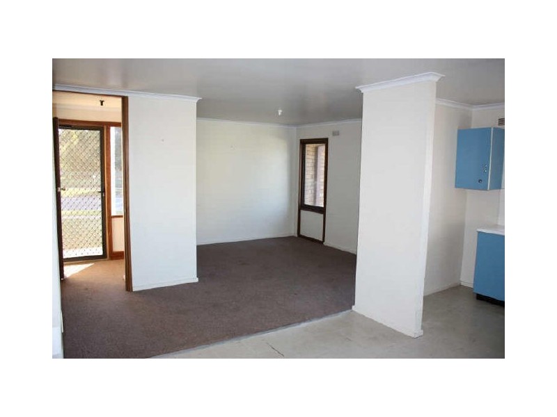 162 Raye Street, Tolland NSW 2650