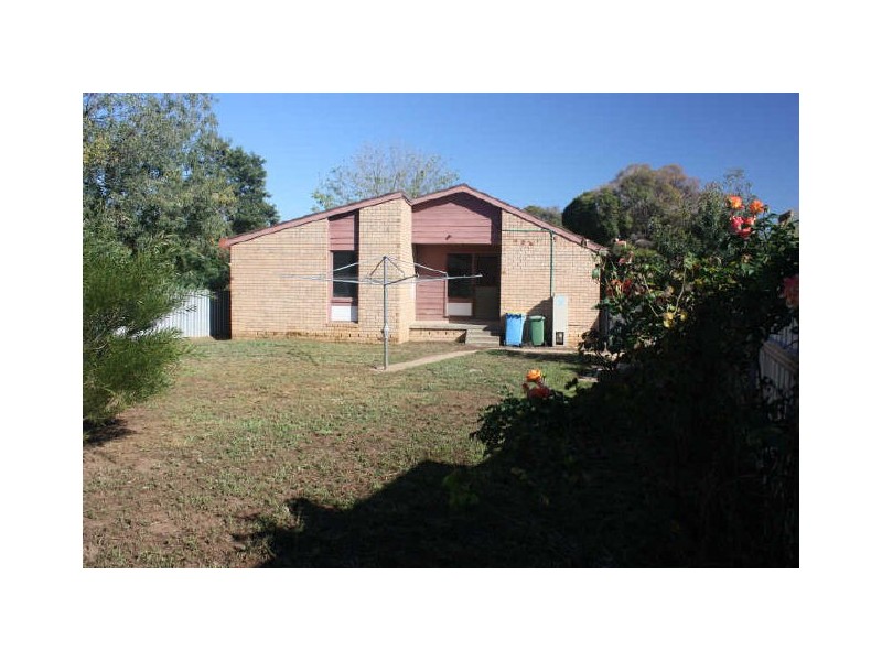 162 Raye Street, Tolland NSW 2650