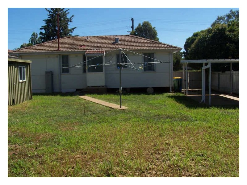 10 Madang Street, Ashmont NSW 2650