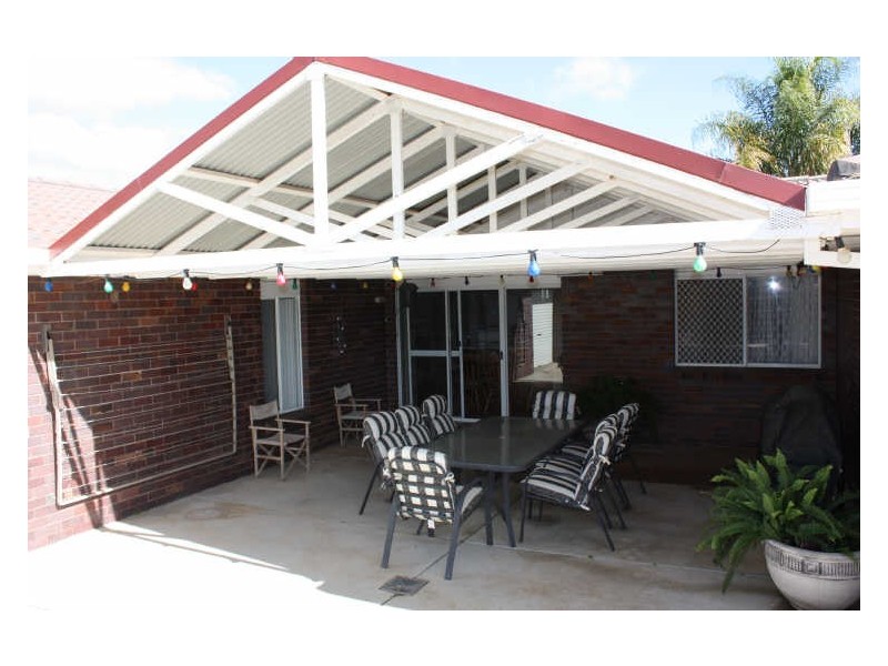 8 Cooramin Street, Wagga Wagga NSW 2650