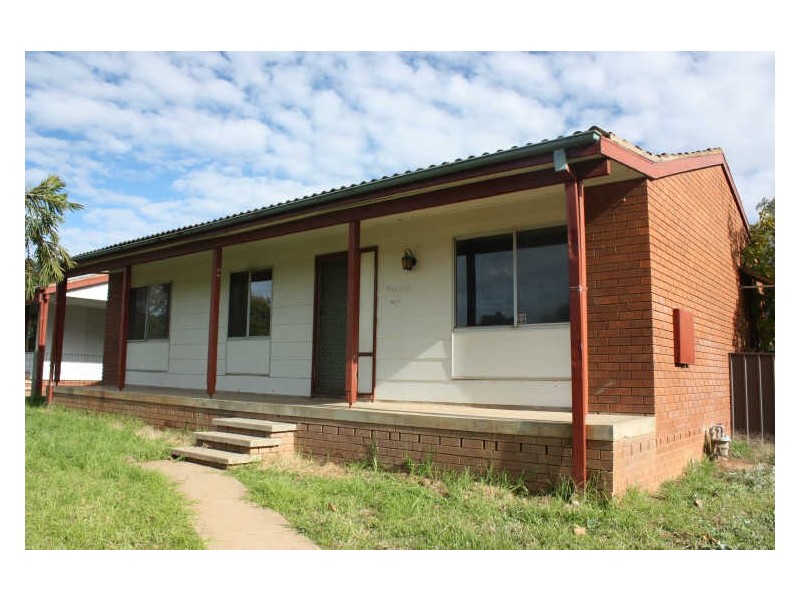 159 Raye Street, Tolland NSW 2650