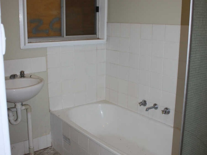 159 Raye Street, Tolland NSW 2650
