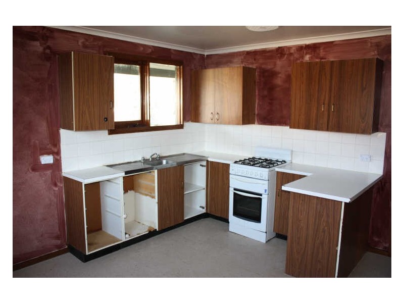 168 Raye Street, Tolland NSW 2650