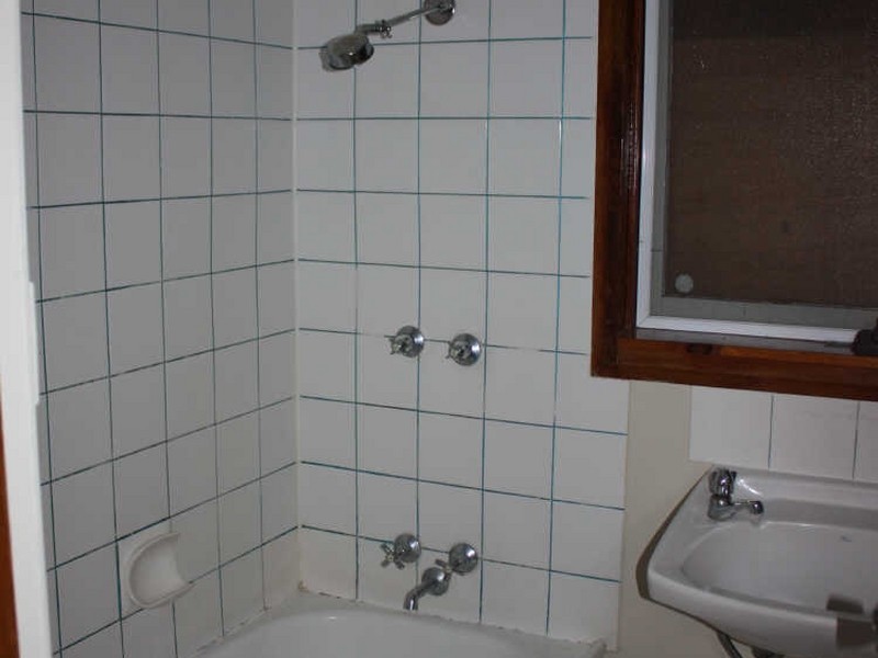 13 Edghill Place, Tolland NSW 2650