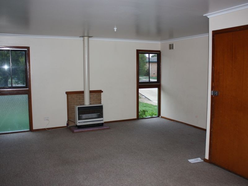 5 Blakemore Street, Ashmont NSW 2650