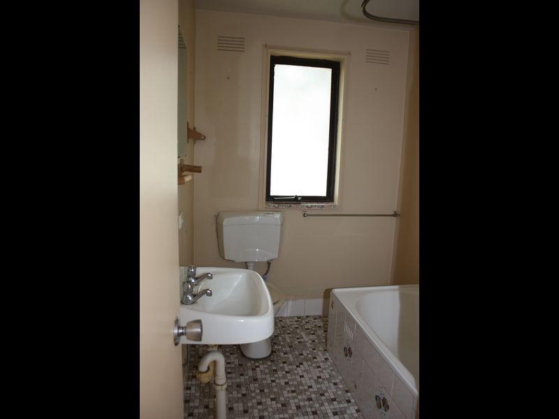 44 Adams Street, Ashmont NSW 2650