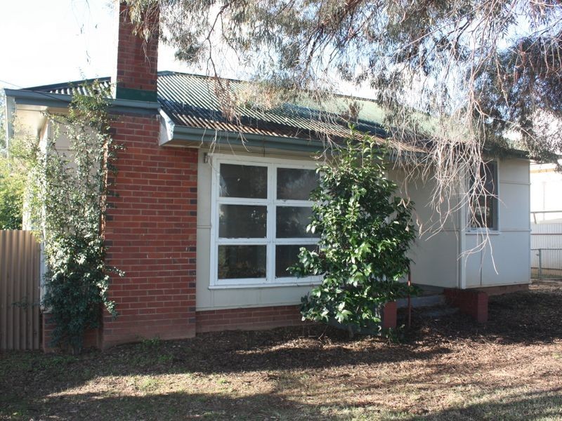 9 Scherger Place, Mount Austin NSW 2650