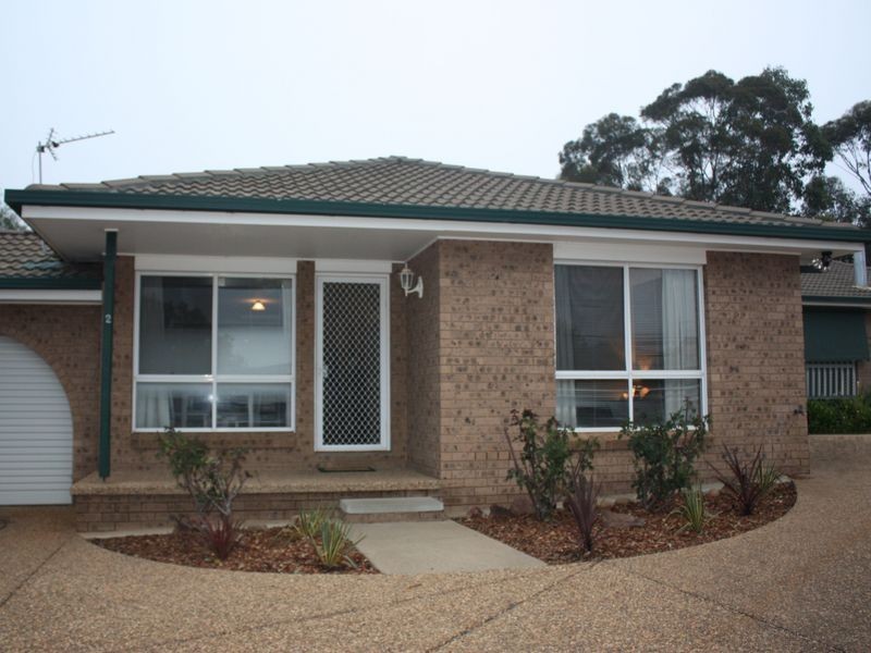 2/40 Kenneally Street, Kooringal NSW 2650