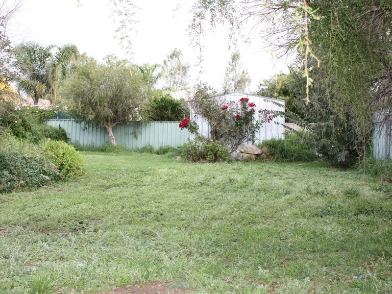 107 Raye Street, Tolland NSW 2650