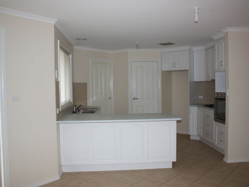 12a Lewis Street, Coolamon NSW 2701