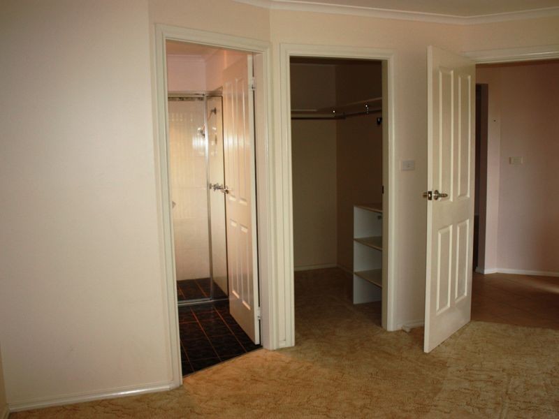 12a Lewis Street, Coolamon NSW 2701