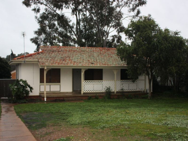 28 Callaghan Street, Wagga Wagga NSW 2650