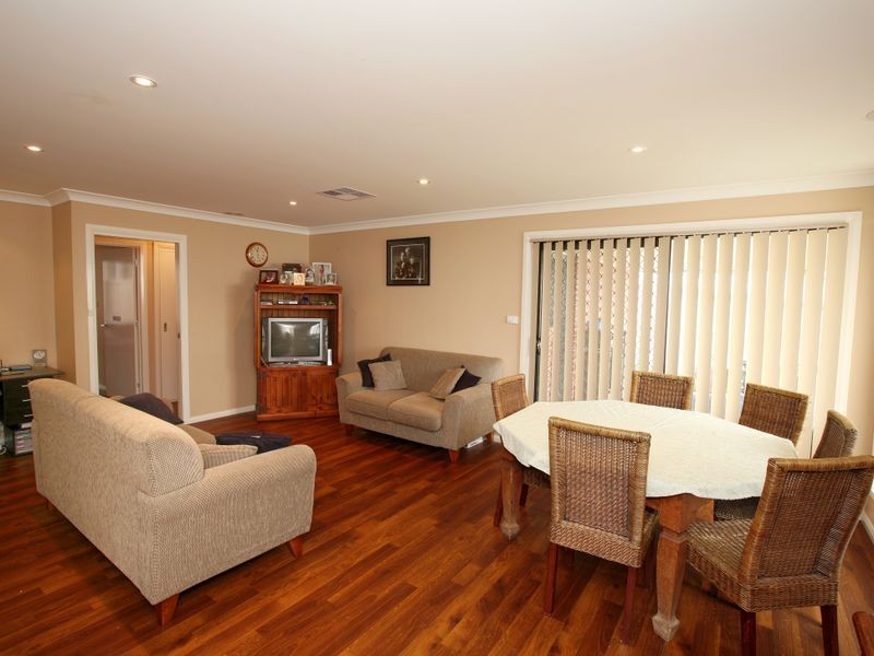 68 Kaloona Drive, Bourkelands NSW 2650