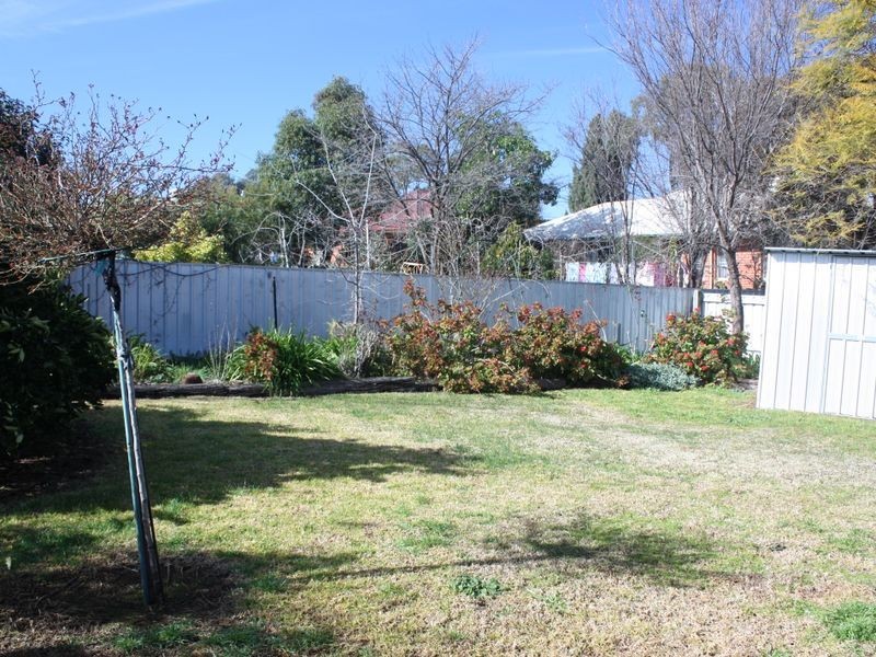 57 Heath Street, Turvey Park NSW 2650