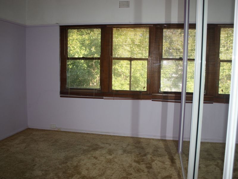 57 Heath Street, Turvey Park NSW 2650