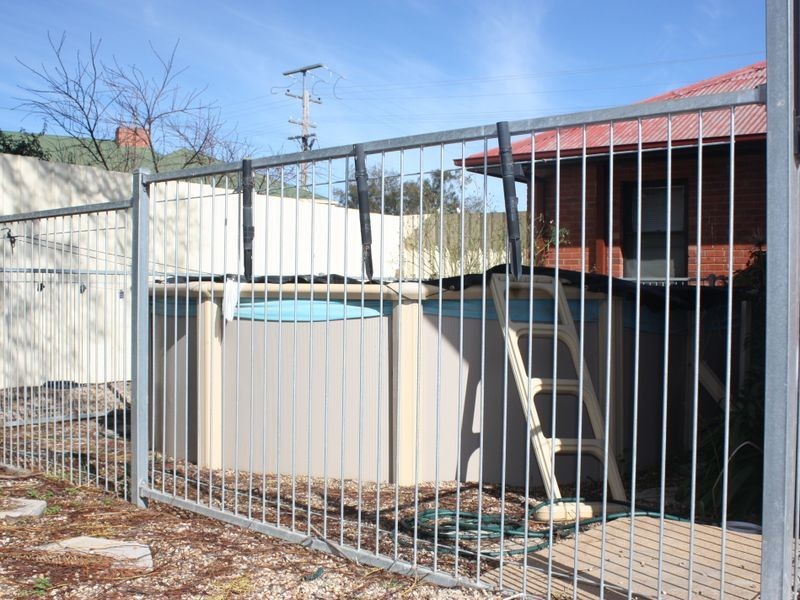 57 Heath Street, Turvey Park NSW 2650