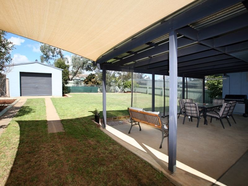 28 Alexander Street, Ashmont NSW 2650