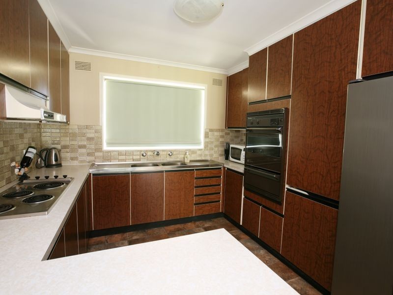 28 Alexander Street, Ashmont NSW 2650