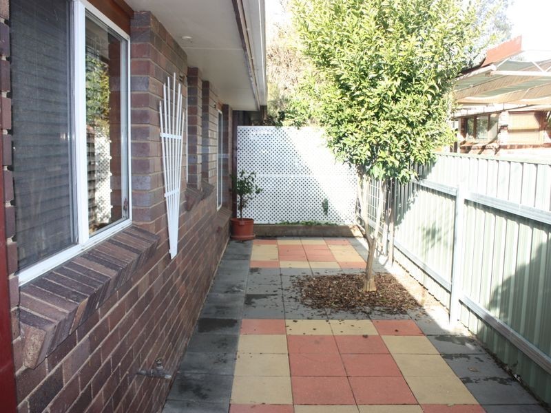 2/31 Kenneally Street, Kooringal NSW 2650