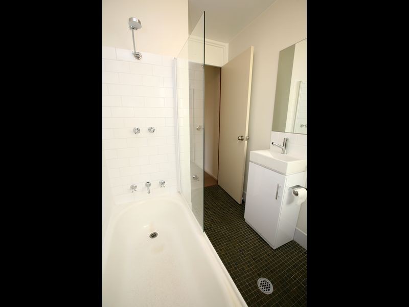 20 Callaghan Street, Ashmont NSW 2650