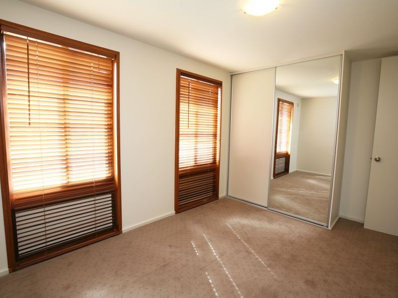 20 Callaghan Street, Ashmont NSW 2650