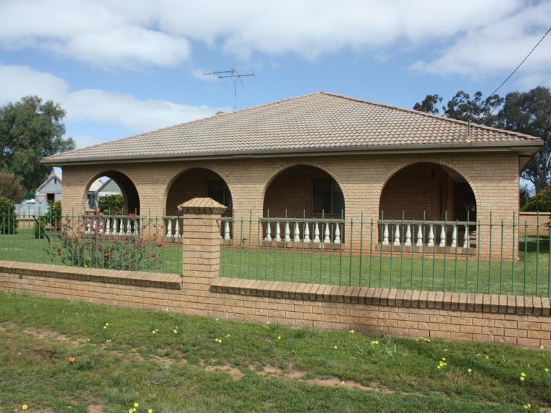 21 Waterview Street, Ganmain NSW 2702