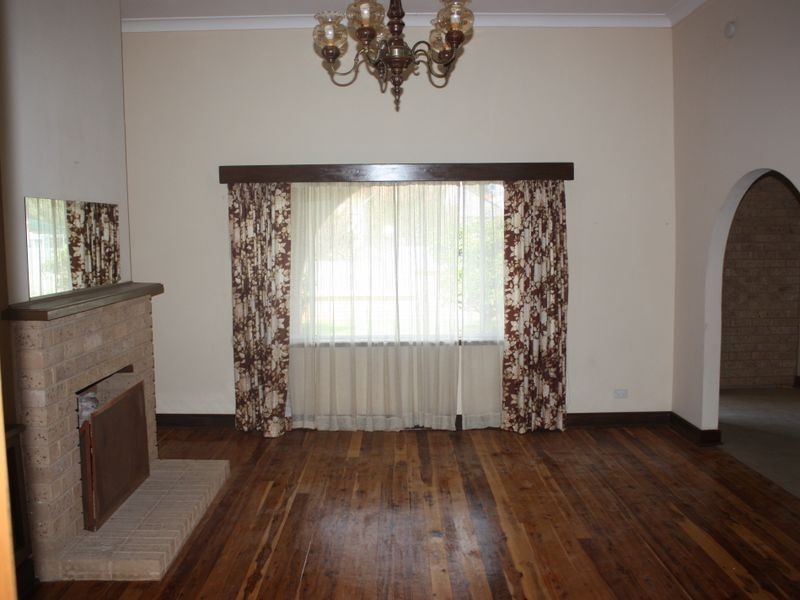 21 Waterview Street, Ganmain NSW 2702