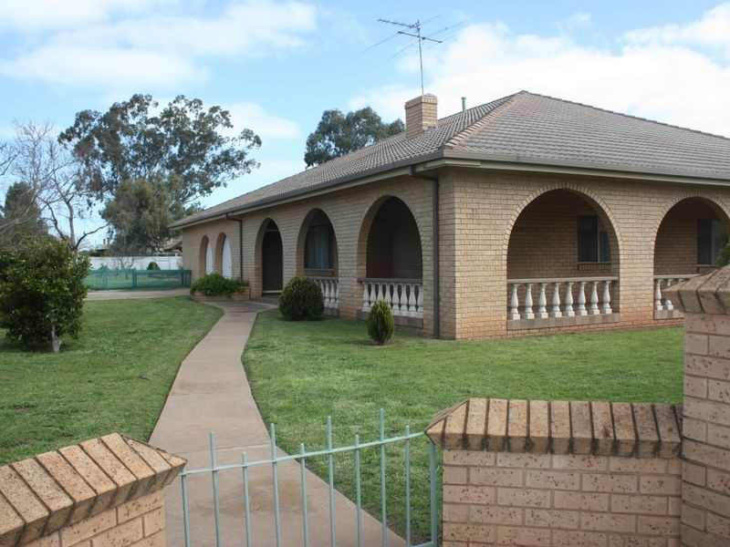 21 Waterview Street, Ganmain NSW 2702