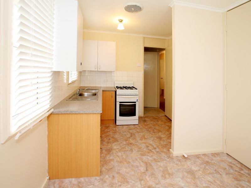 15 Toy Place, Wagga Wagga NSW 2650