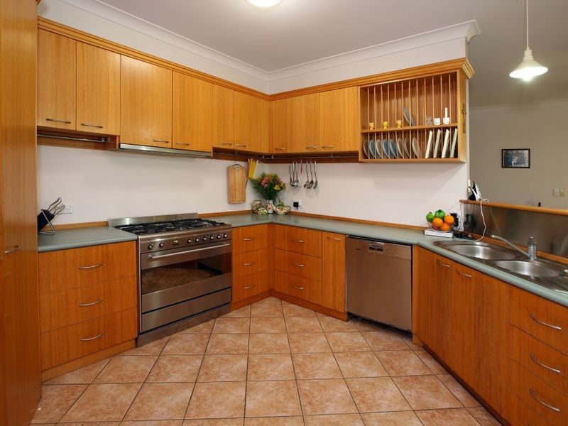 9 Keane Place, Kooringal NSW 2650