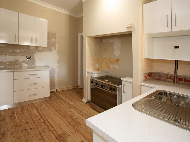 31 Sunshine Avenue, Turvey Park NSW 2650