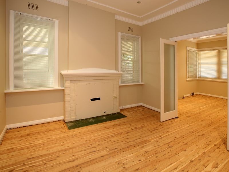 31 Sunshine Avenue, Turvey Park NSW 2650