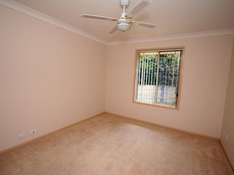 9B Stellway Close, Kooringal NSW 2650