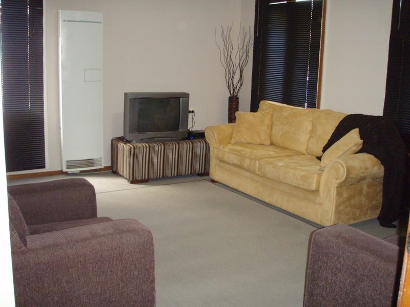 12 Edghill Place, Tolland NSW 2650