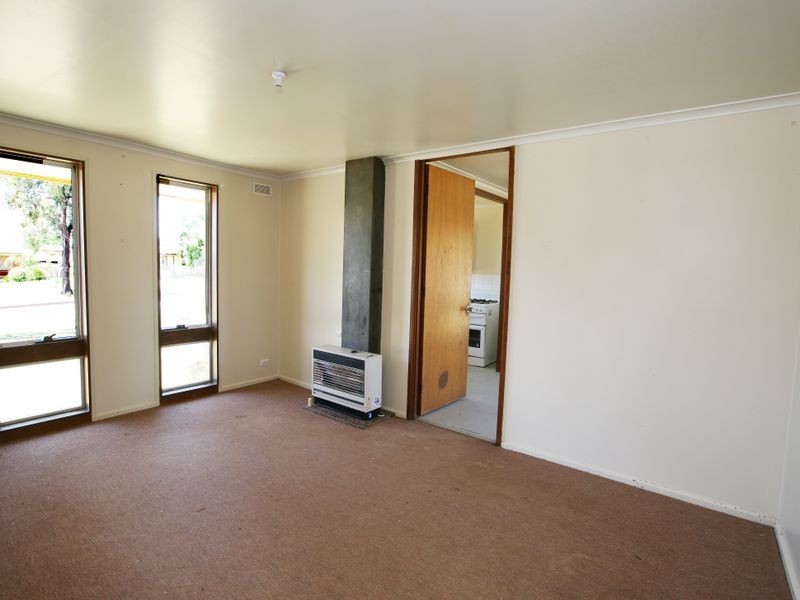 43 Adams Street, Ashmont NSW 2650