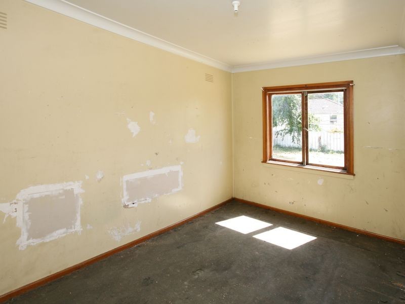 49 Ziegler Avenue, Kooringal NSW 2650