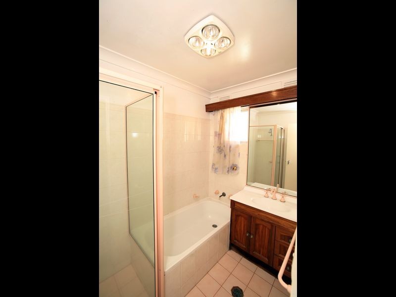 45 Red Hill Road, Kooringal NSW 2650