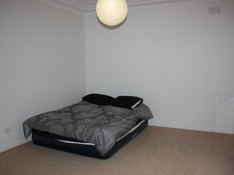 11 Morundah Street, Wagga Wagga NSW 2650