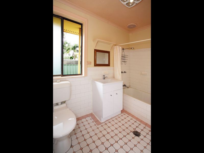 40 Callaghan Street, Ashmont NSW 2650