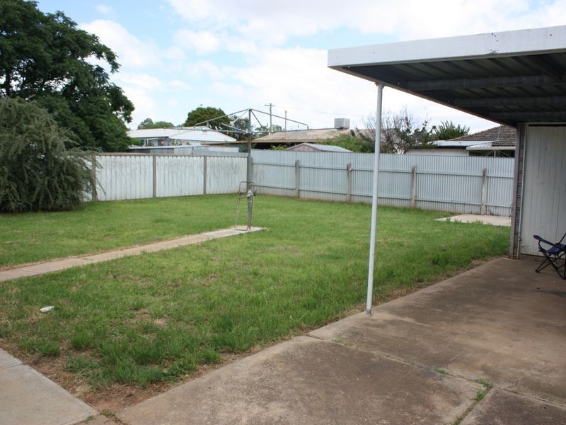 11 Buna Street, Ashmont NSW 2650