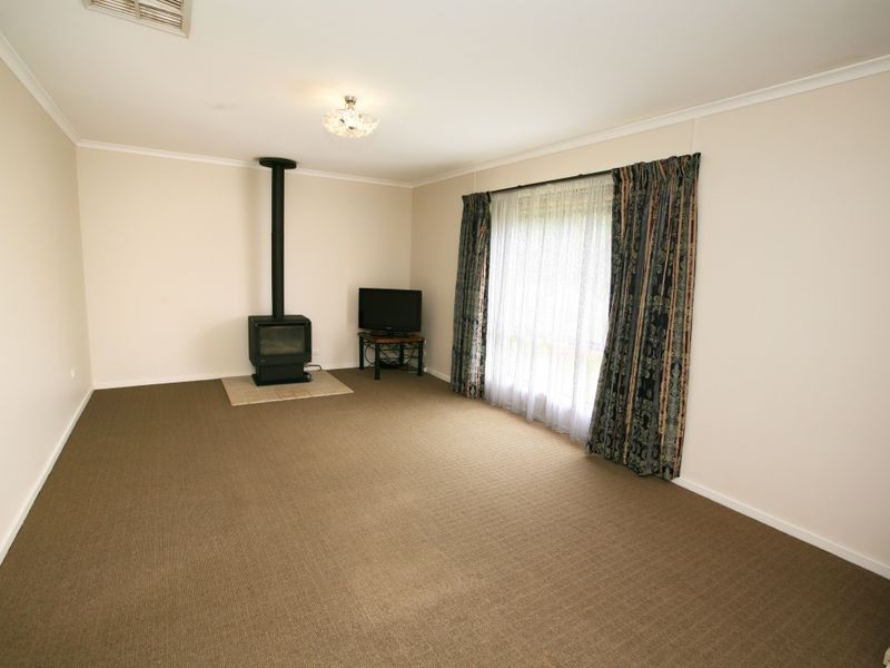 30 Loch Street, Ganmain NSW 2702