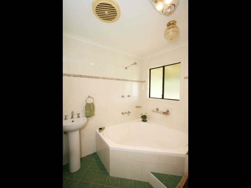 30 Loch Street, Ganmain NSW 2702