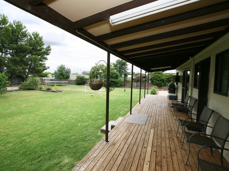 30 Loch Street, Ganmain NSW 2702